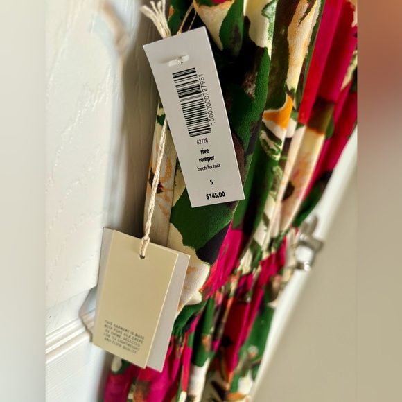 Aritzia Wilfred Rive Romper Floral Print. - Picture 4 of 6